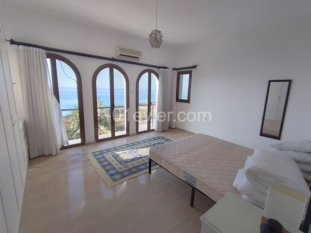 Frontline 4 Bed Villa With Sea And Sunset Views