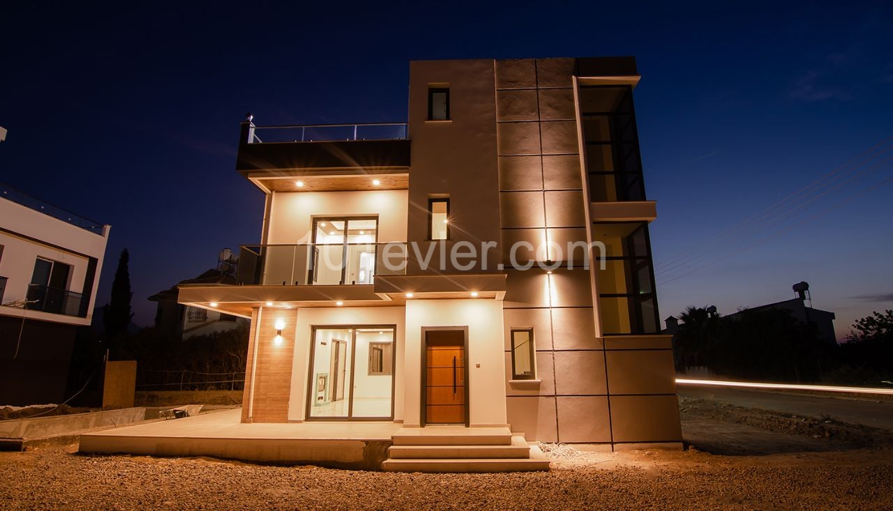 BRAND NEW READY 4 bedroom Villa in Catalkoy