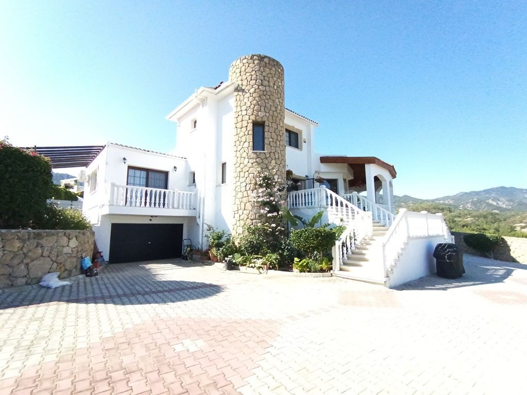 Luxury Sea & Mountain View 3 Bedroom Villa With 12x6 Private Pool On An Exclusive Boutique Site