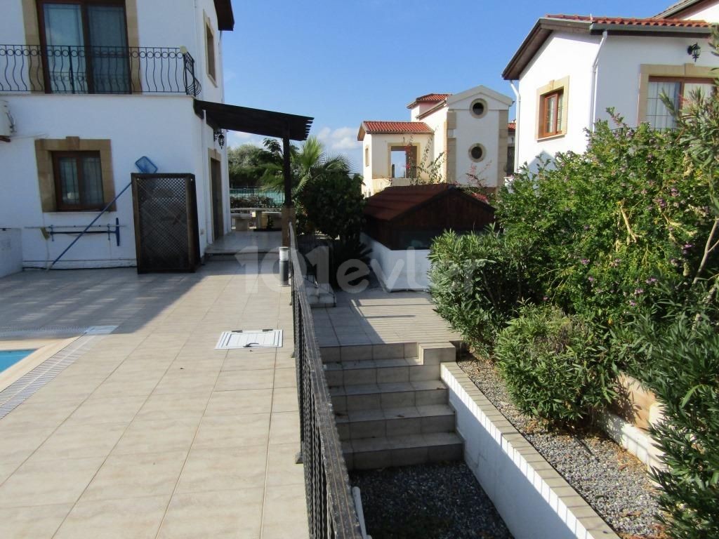 Spacious 3 Bedroom Villa In Esentepe, Only 2 Mins From Korineum Golf