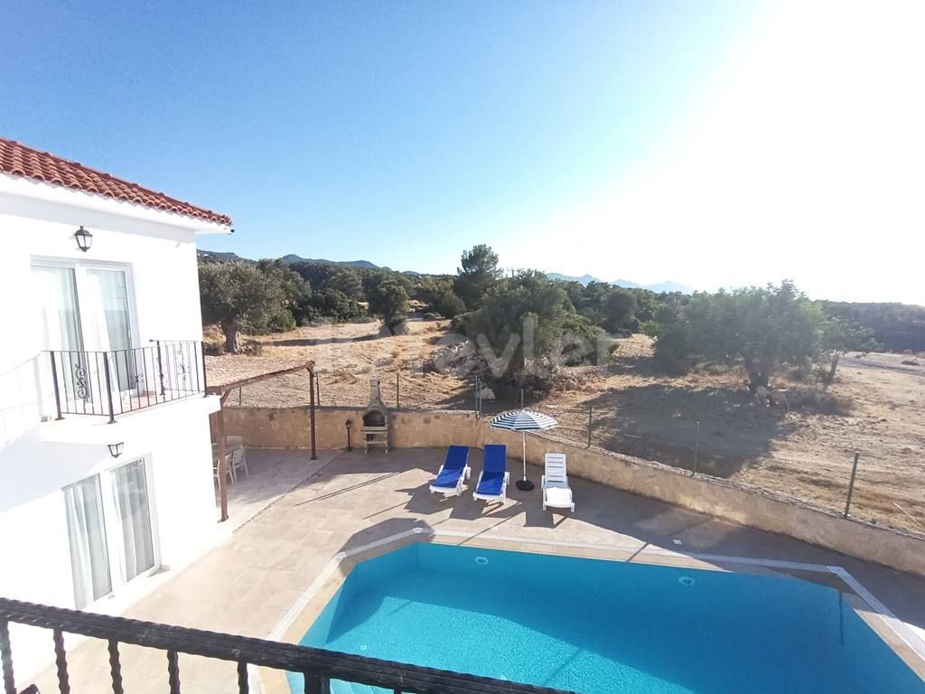 Beautiful 3 Bed Villa In Elevated Position With Views And Private Pool 