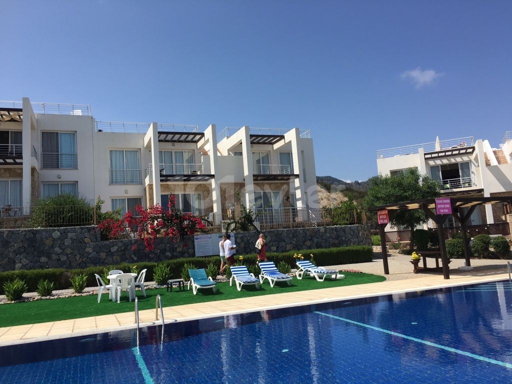 Amazing Value New 2 Bed Penthouse Apartment on completed well maintained development