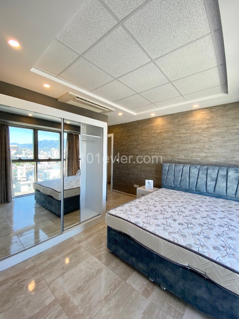 Null 2+1 Apartment im neuen Hafengebiet mit einem Schlafzimmer in der Llogara suite ** 