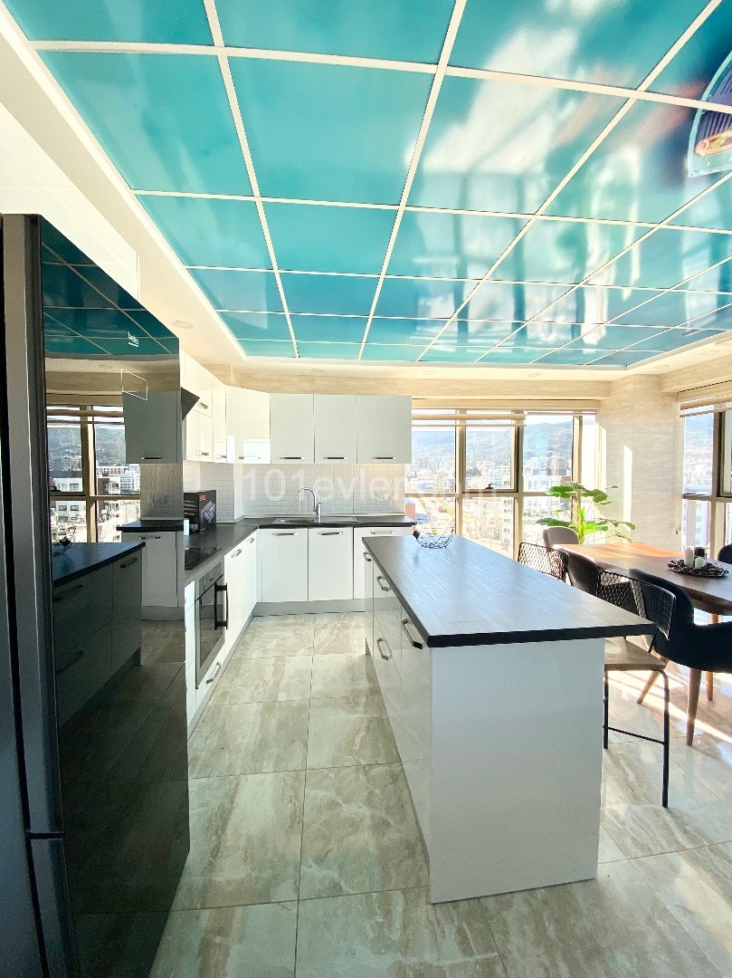 ULTRA LUXURIOUS PENTHOUSE WITH PRIVATE POOL AT NEW HARBOUR 
