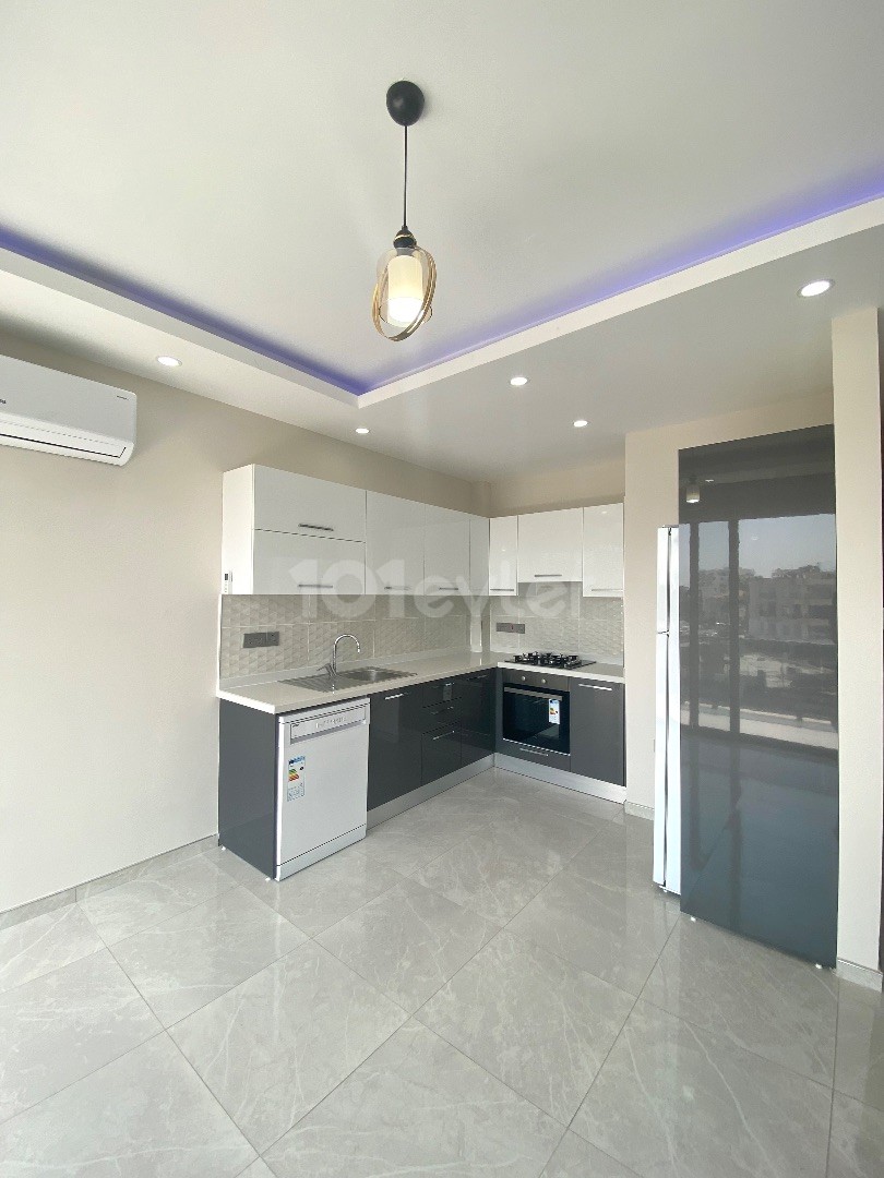 BRAND NEW FURNISHED 3+1 CLOSE TO AKPINAR 