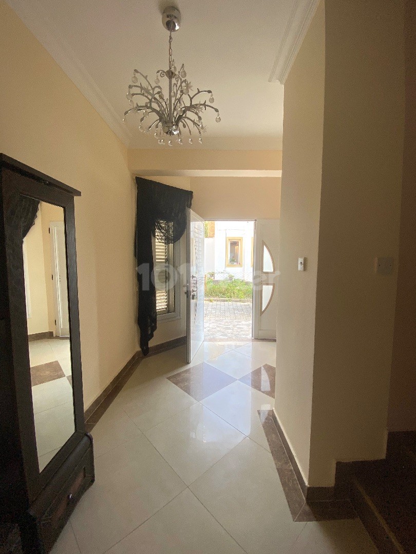 VILLA FOR RENT WITH PRIVATE POOL AND GARDEN