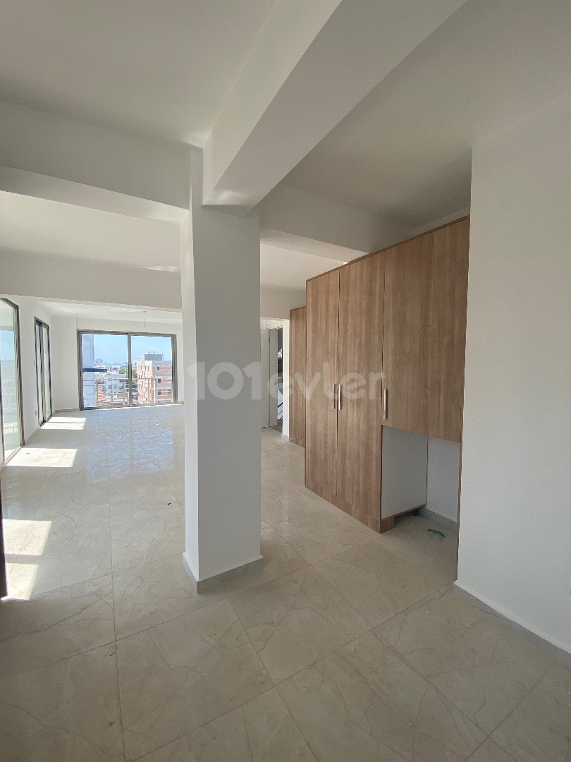 KİRALANDI❗️PENTHOUSE WITH SEA AND MOUNTAIN VIEW CLOSE TO GYMNASIUM FITNESS 