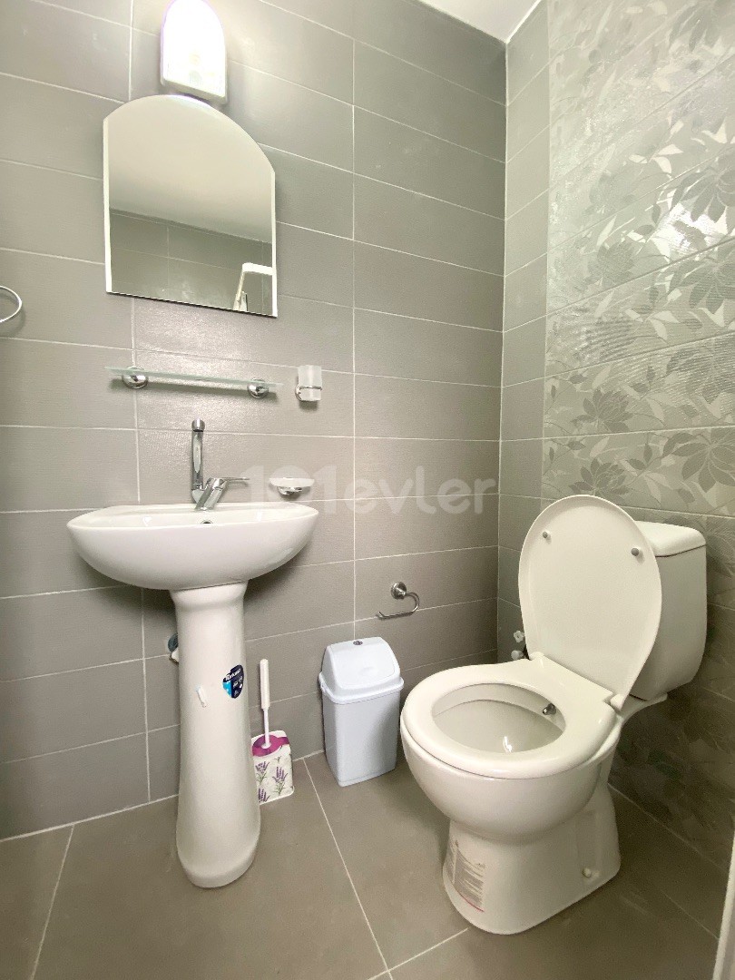 3+1 DUBLEX FLAT WITH LITTLE GARDEN AREA,CLOSE TO KERVANSARAY BEACH