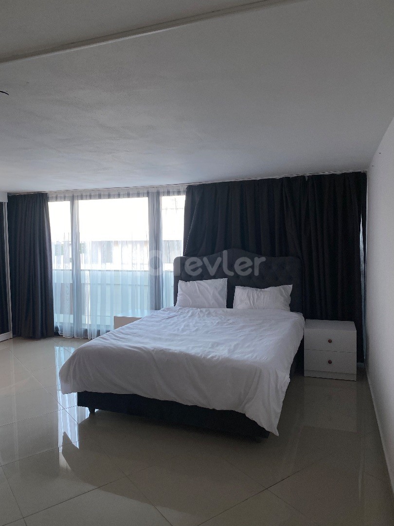 3+1 TRIPLEX PENTHOUSE WITH SEA VIEW AT EVERY FLOOR