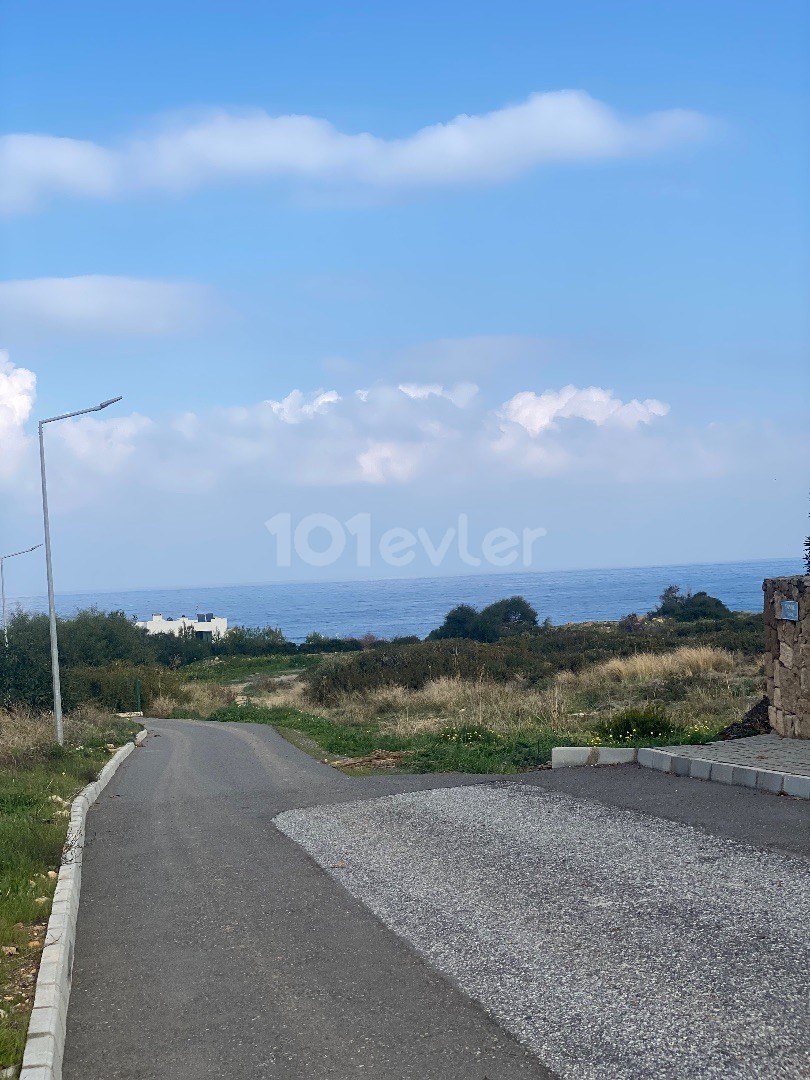 PLOT WITH GREAT SEA VIEW !