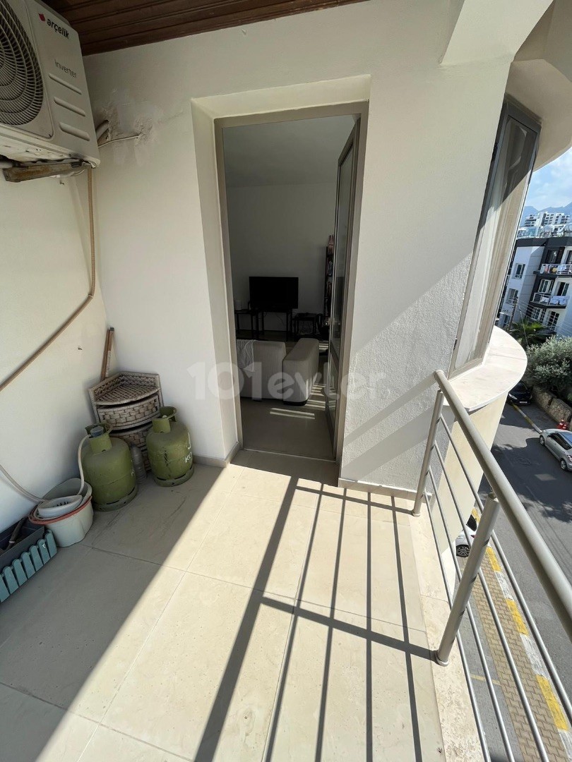 3+1 WOHNUNG ZUM VERKAUF IN KYRENIA