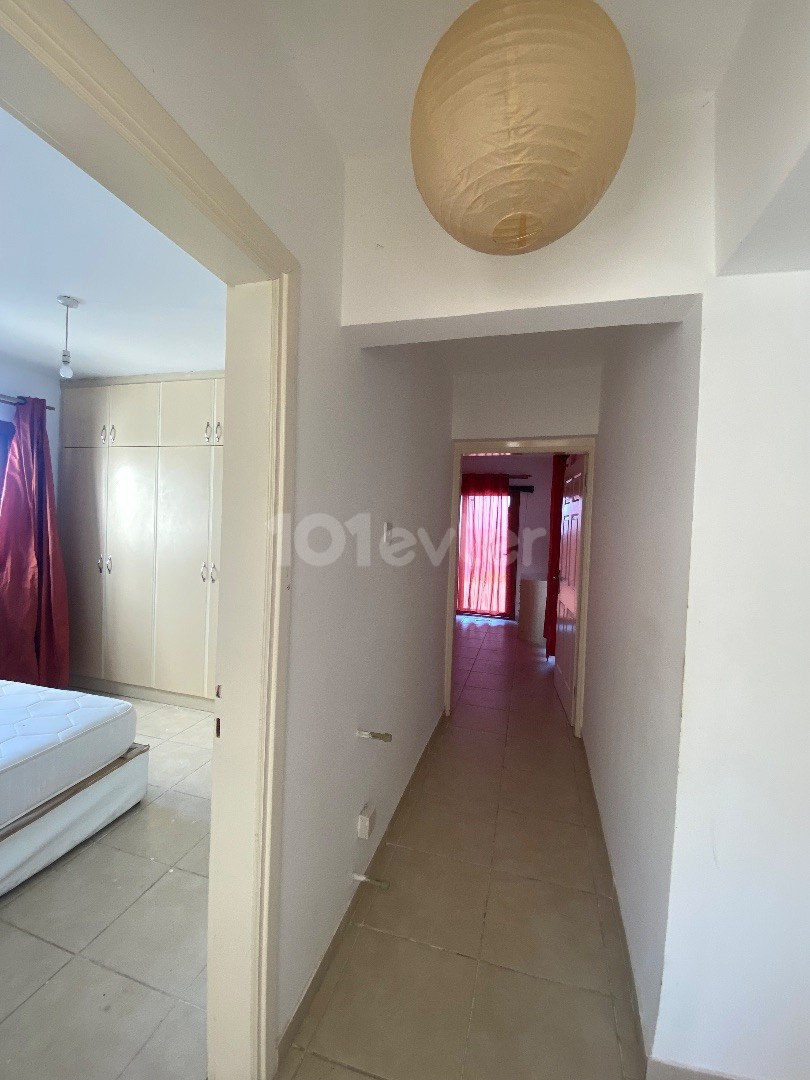 Furnished 3+1 in Karakum, close to Girne Univercity next to the sea ! tv will be bought