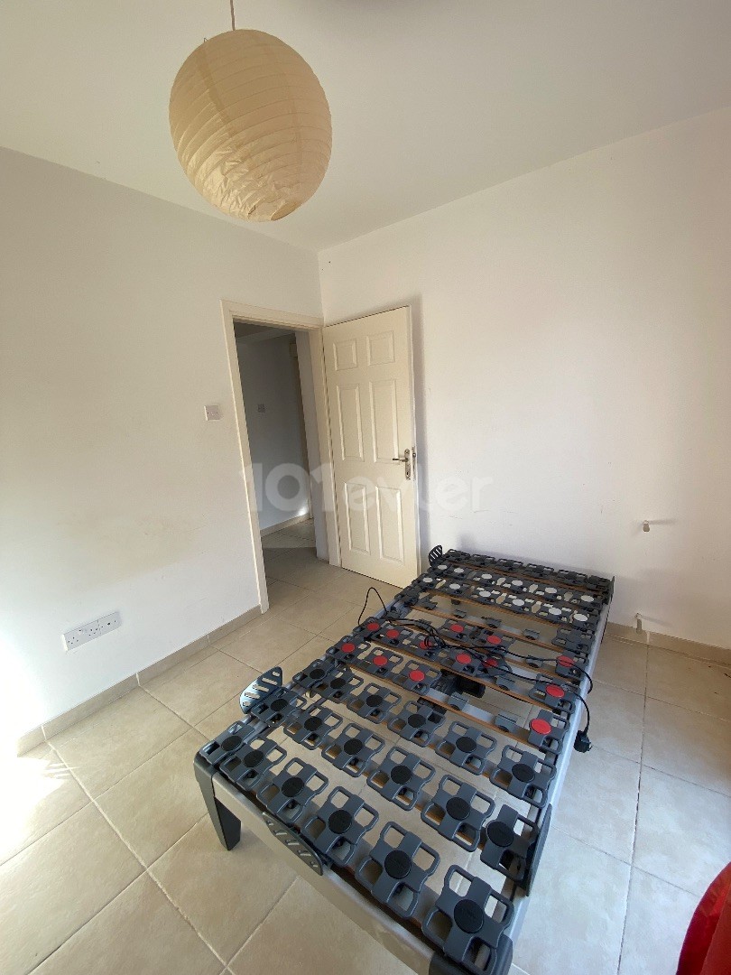 Furnished 3+1 in Karakum, close to Girne Univercity next to the sea ! tv will be bought