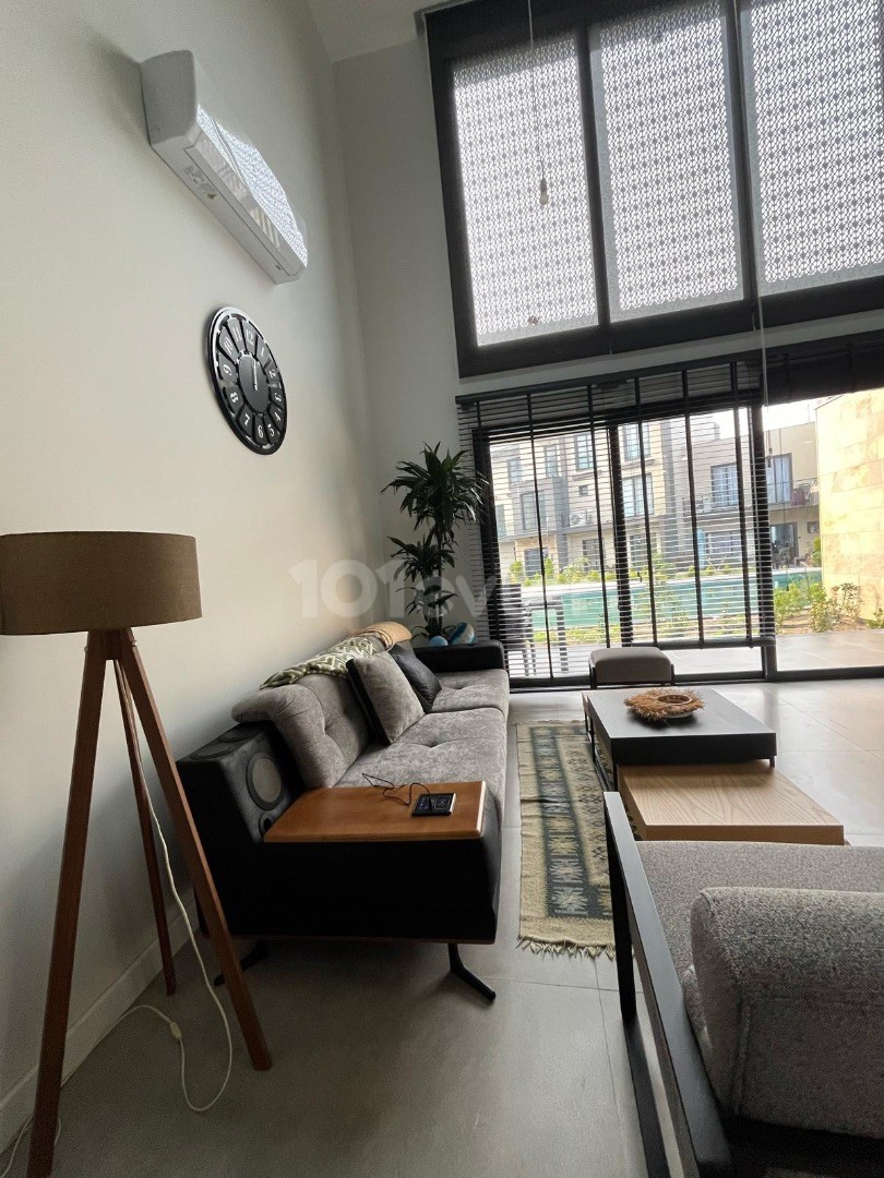 YENİ BİTMİŞ SİTEDE 1+1 HAVUZ BAŞI LOFT DAİRE