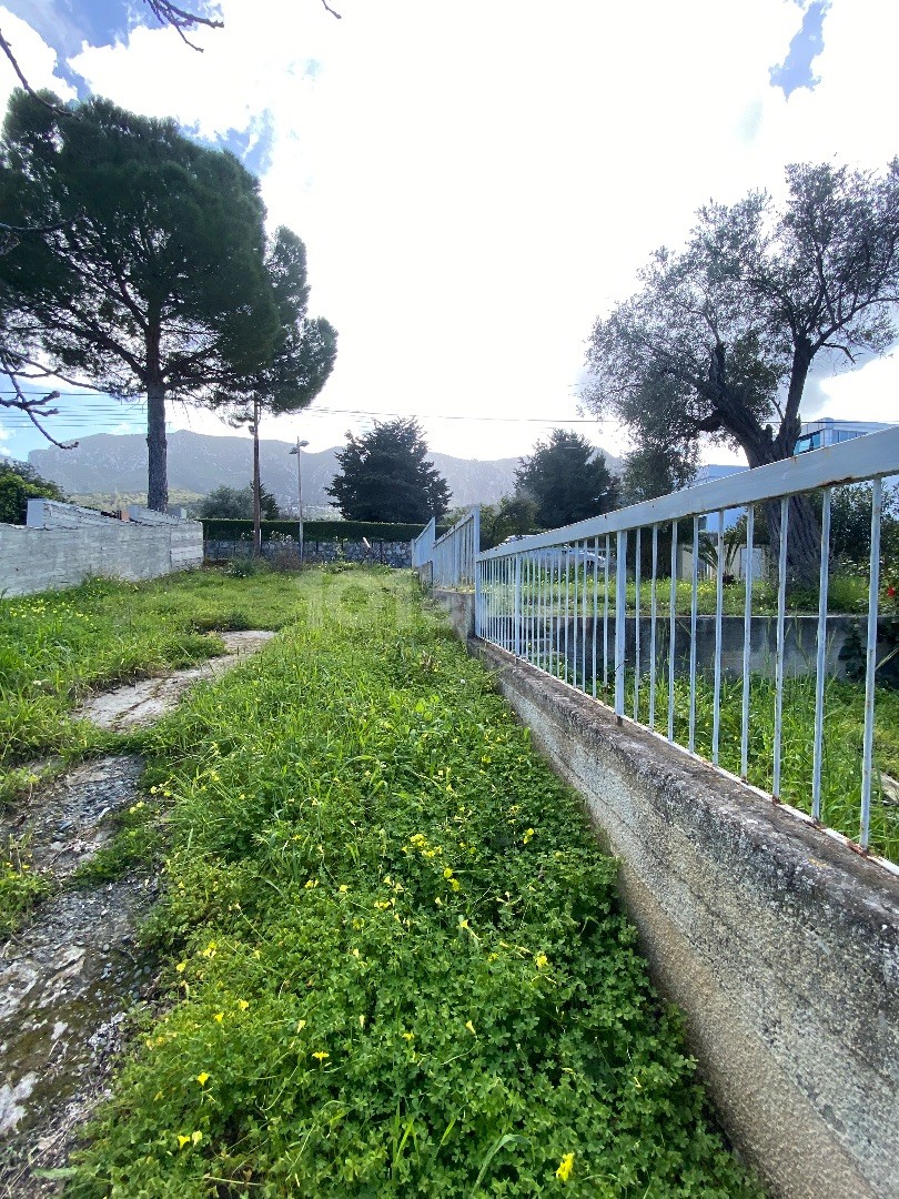 ÇEVRE YOLU YAKINI DAĞ VE DENİZ MANZARALI SATILIK 2,5 DÖNÜM