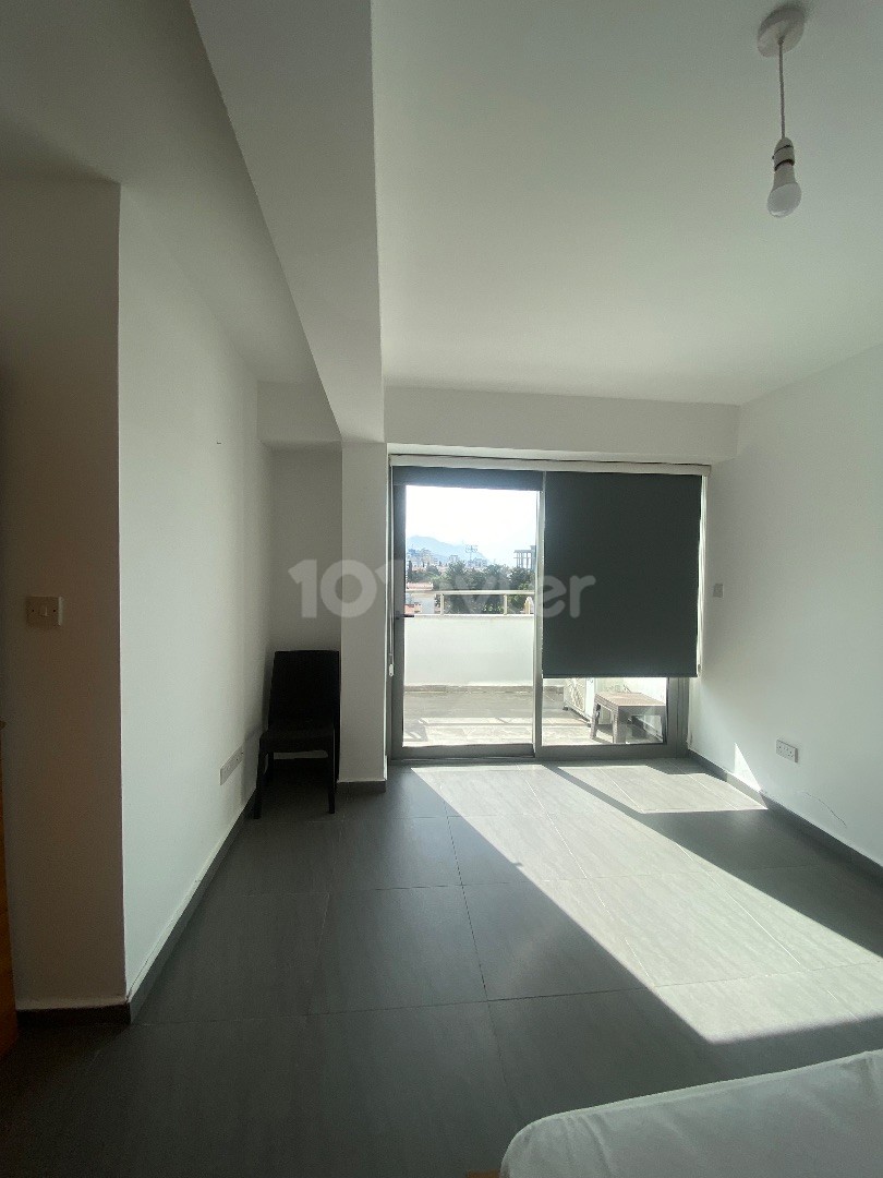 2+1 PENTHOUSE WITH LARGE TERRACE CLOSE TO LAVAS RESTAURANT 