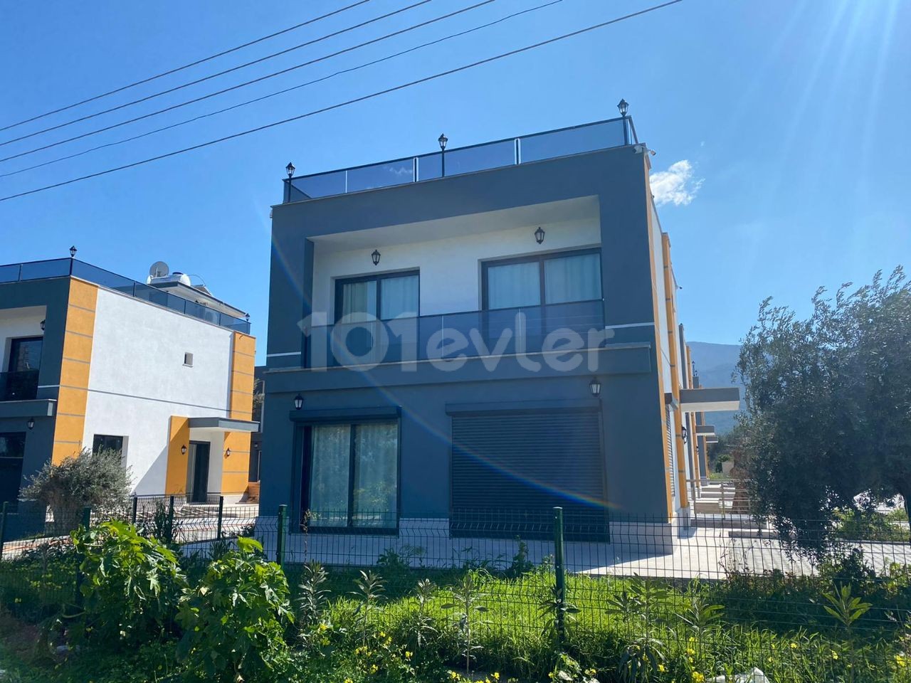 DUPLEX VILLA FOR SALE IN KYRENIA/ÇATALKOY ** 