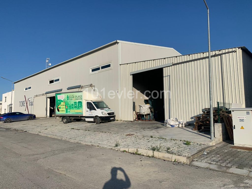 Warehouse For Sale in Alayköy, Nicosia