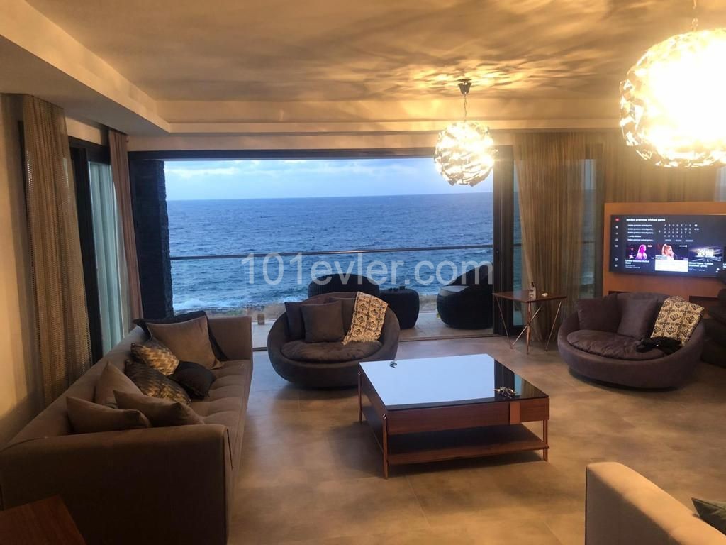 Villa For Sale in Karşıyaka, Kyrenia