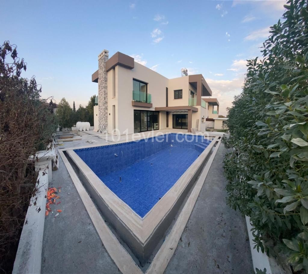 Villa For Sale in Çatalköy, Kyrenia