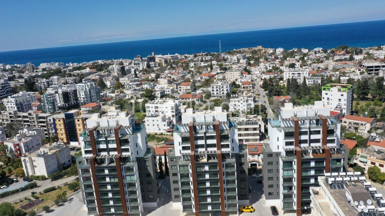 Flat For Sale in Aşağı Girne, Kyrenia