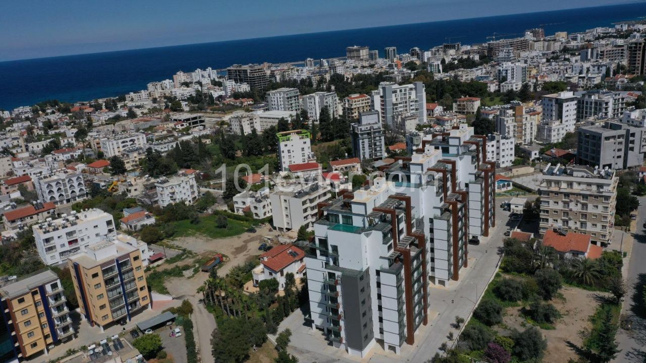 Flat For Sale in Aşağı Girne, Kyrenia