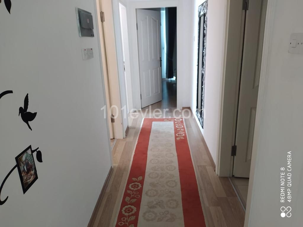 GİRNE/ALSANCAK'TA SATILIK 3+1 DAİRE