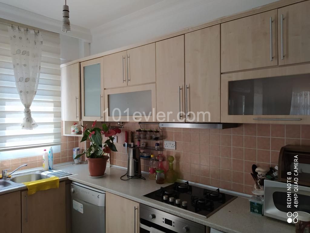 GİRNE/ALSANCAK'TA SATILIK 3+1 DAİRE