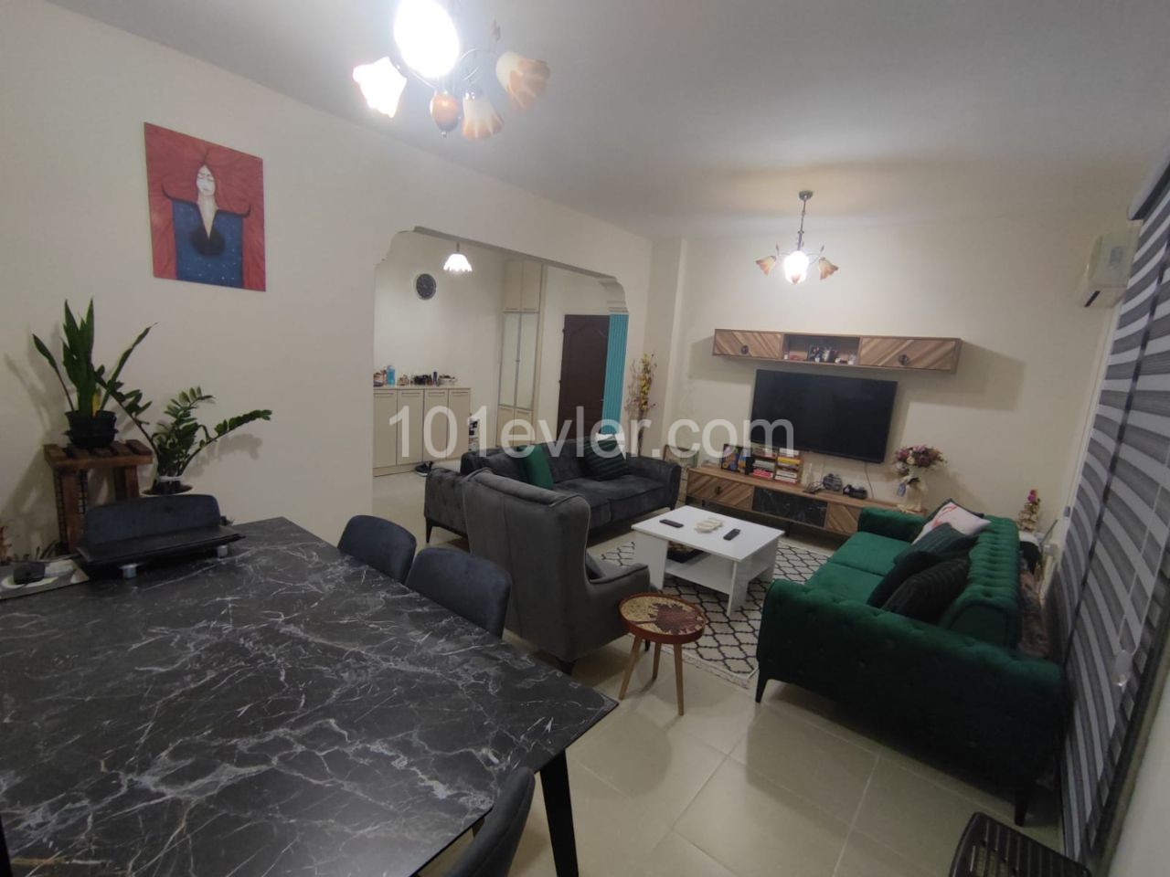 GİRNE/BOĞAZ'DA SATILIK YARI EŞYALI 3+1 DAİRE