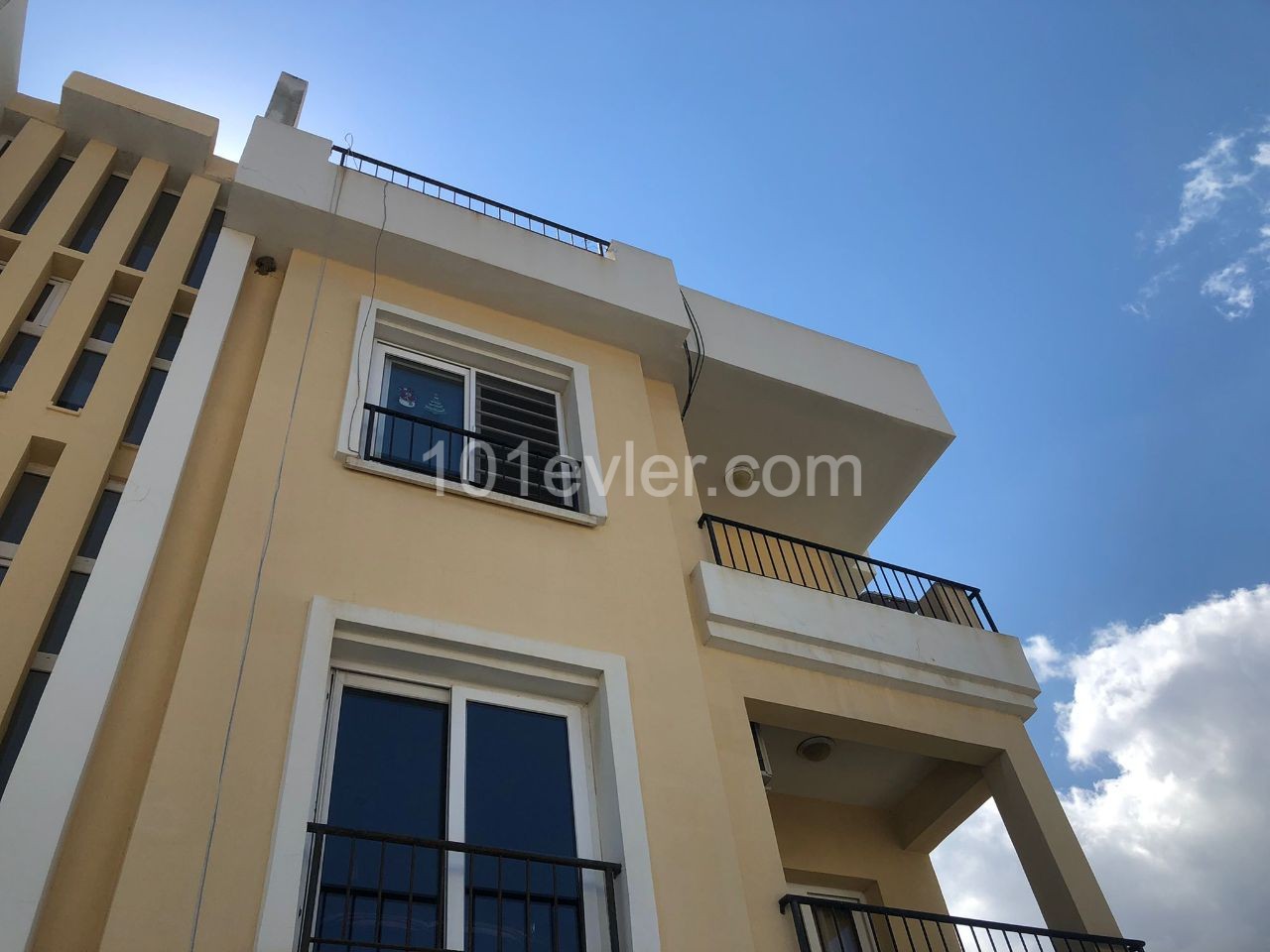 Flat To Rent in Aşağı Girne, Kyrenia