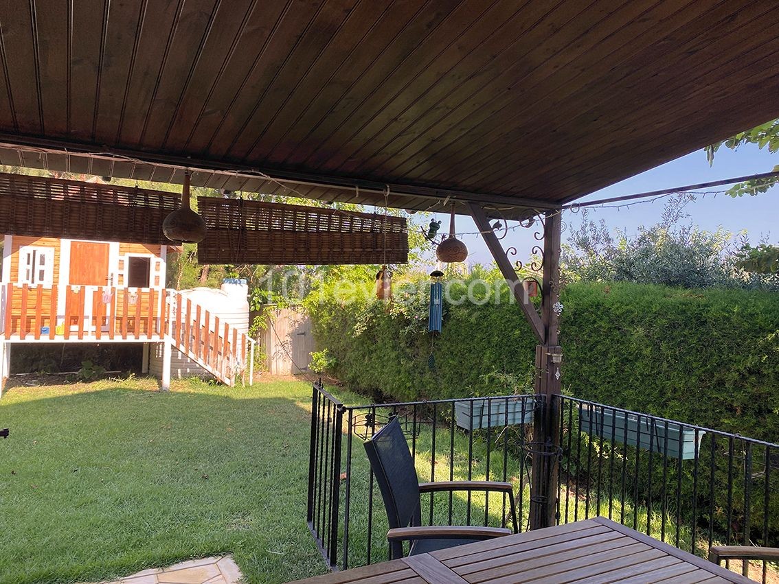 4+1 POOL VILLA WITH MAGNIFICENT GARDEN FOR SALE IN KYRENIA/ALSANCAK ** 