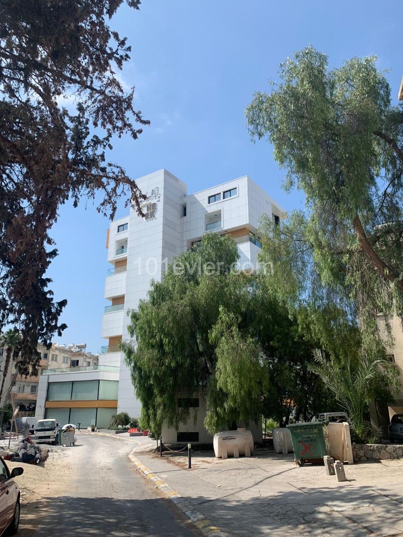 Flat To Rent in Aşağı Girne, Kyrenia