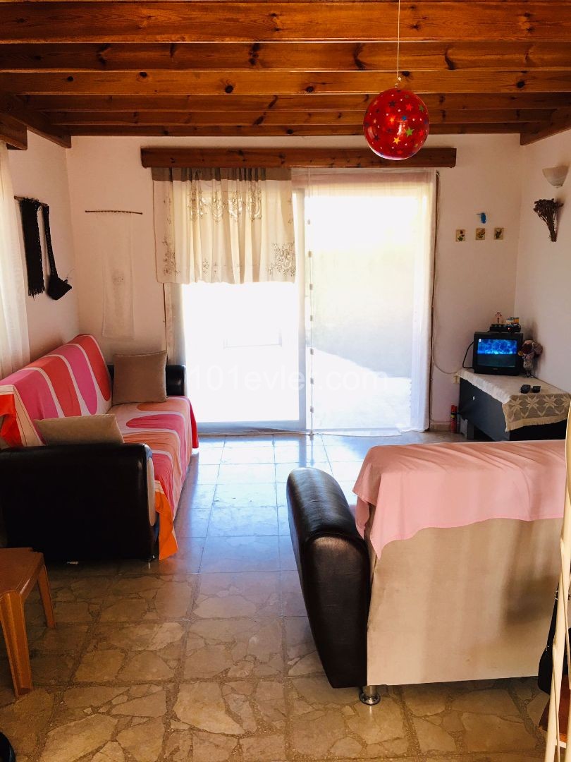 GİRNE/ALSANCAK'TA SATILIK BUNGALOW