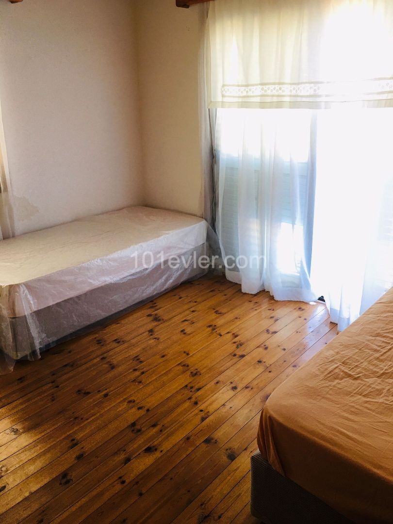 GİRNE/ALSANCAK'TA SATILIK BUNGALOW