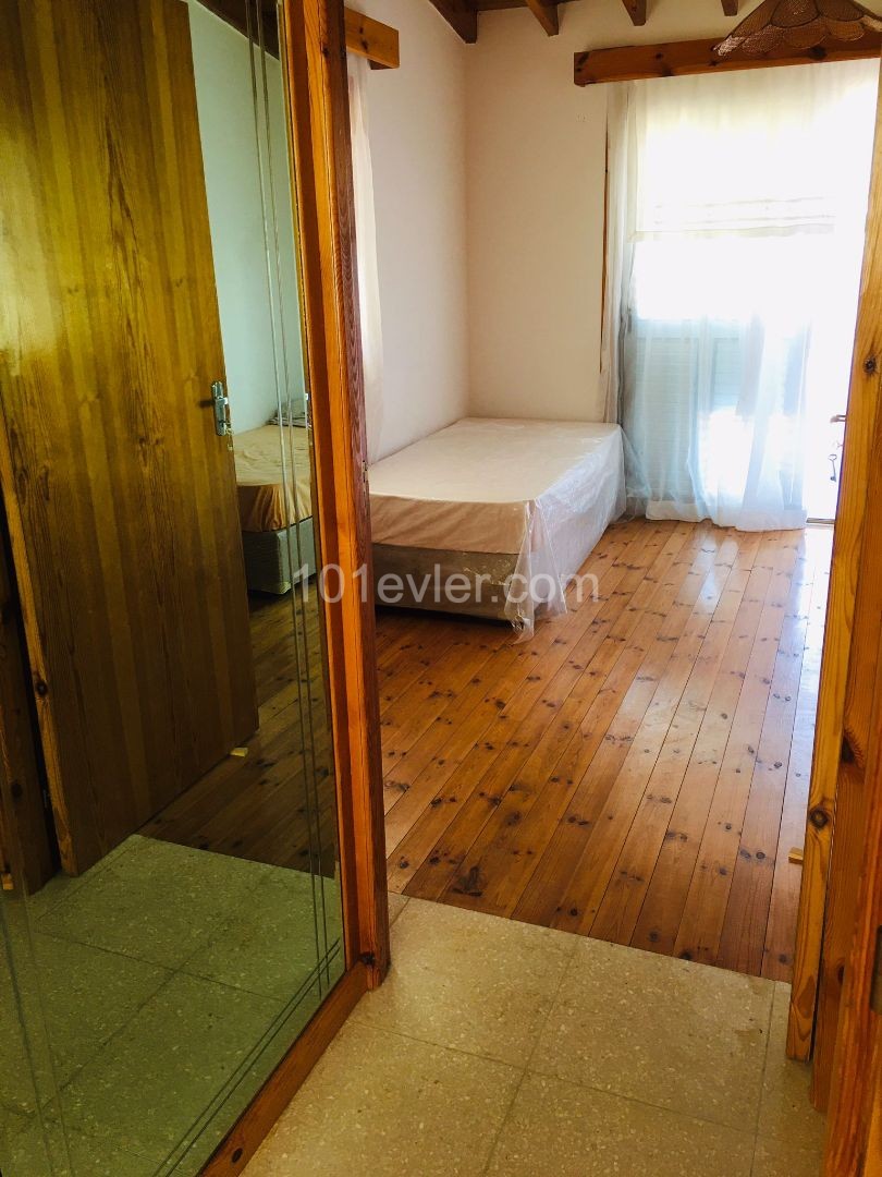 GİRNE/ALSANCAK'TA SATILIK BUNGALOW