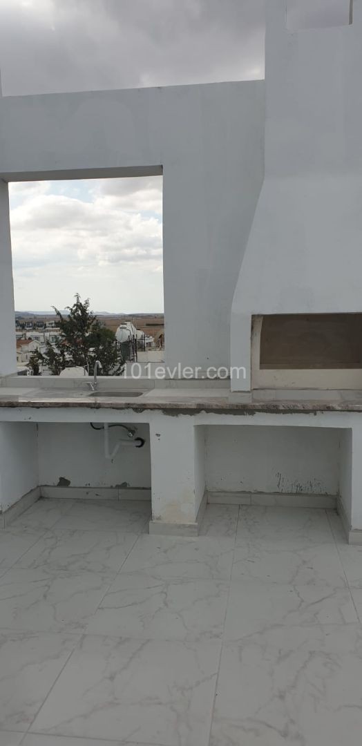 PENTHOUSE FOR SALE IN NICOSIA/MITREELI ** 