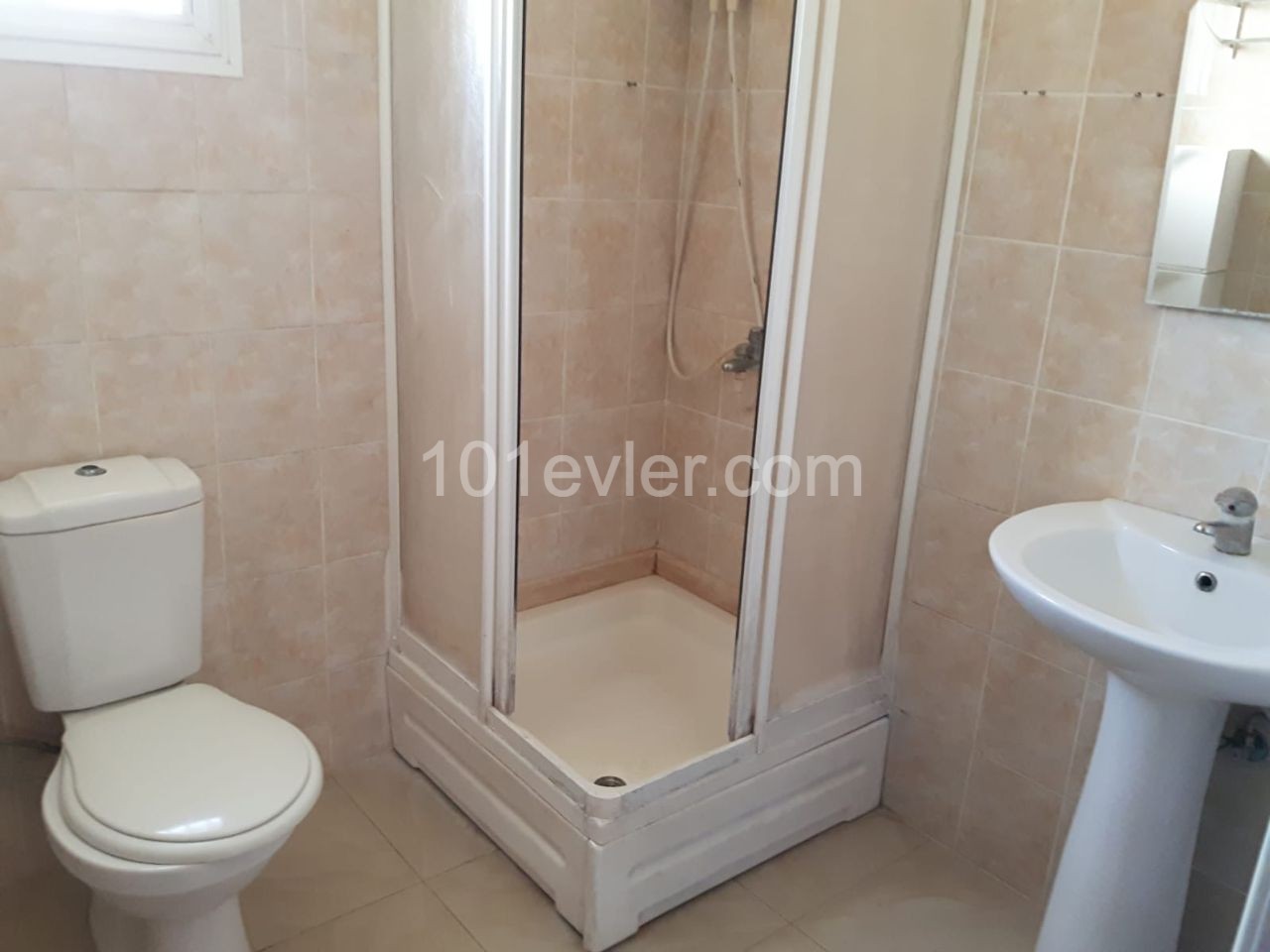 TURKISH KOCHANLI APARTMENT FOR SALE IN NICOSIA/MITREELI ** 