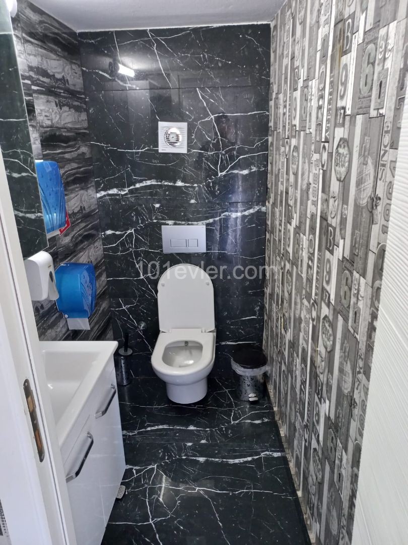 Business To Rent in Aşağı Girne, Kyrenia