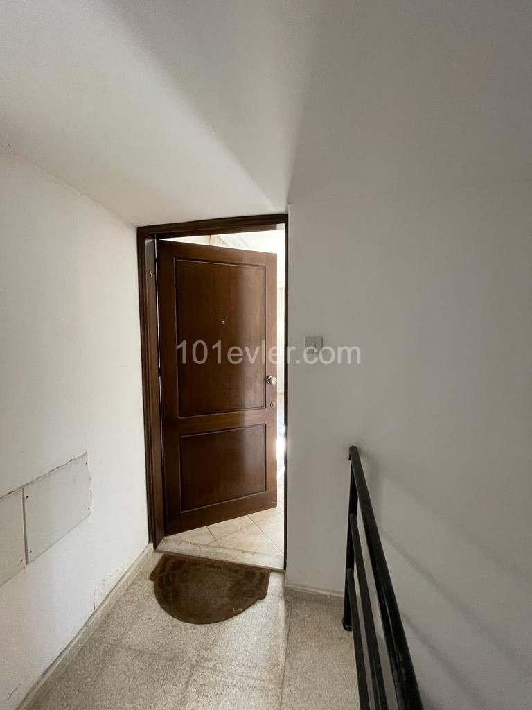 Penthouse Kaufen in Aşağı Girne, Kyrenia