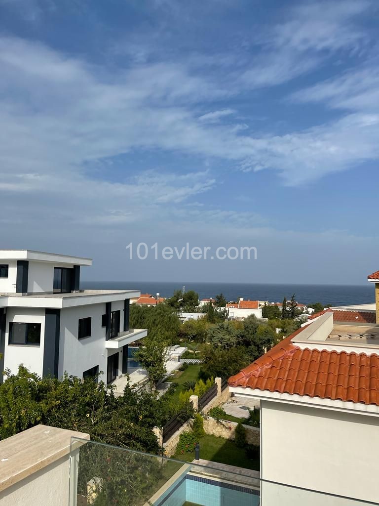 VILLAS FOR SALE IN KYRENIA/ALSANCAK ** 