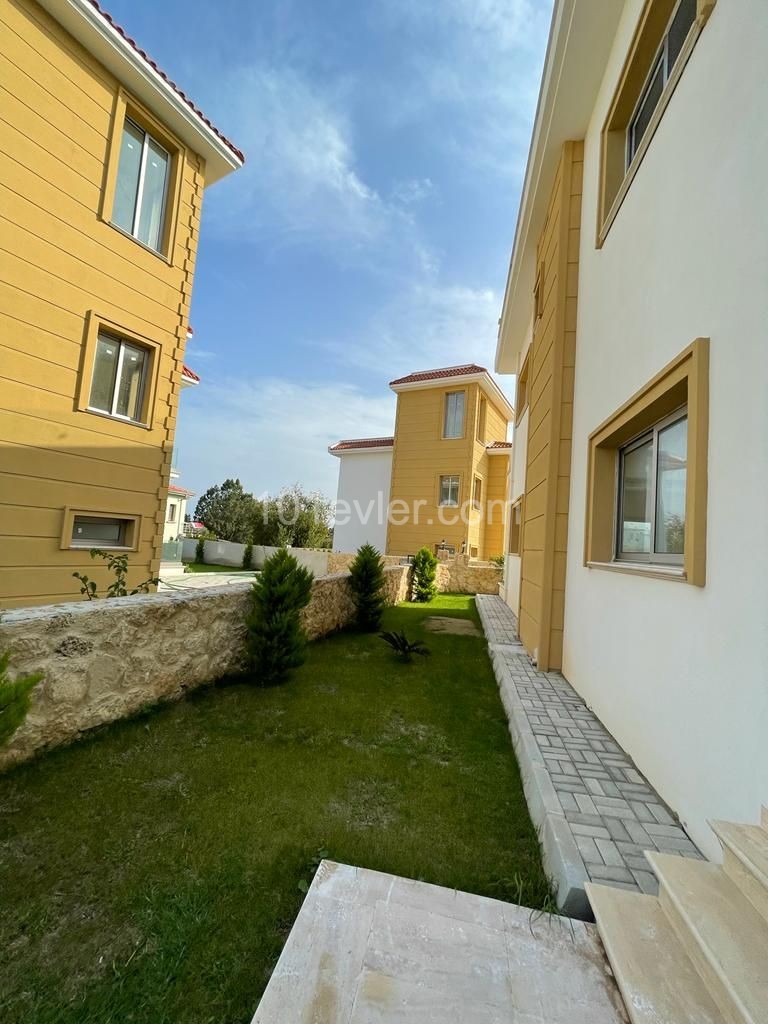 VILLAS FOR SALE IN KYRENIA/ALSANCAK ** 