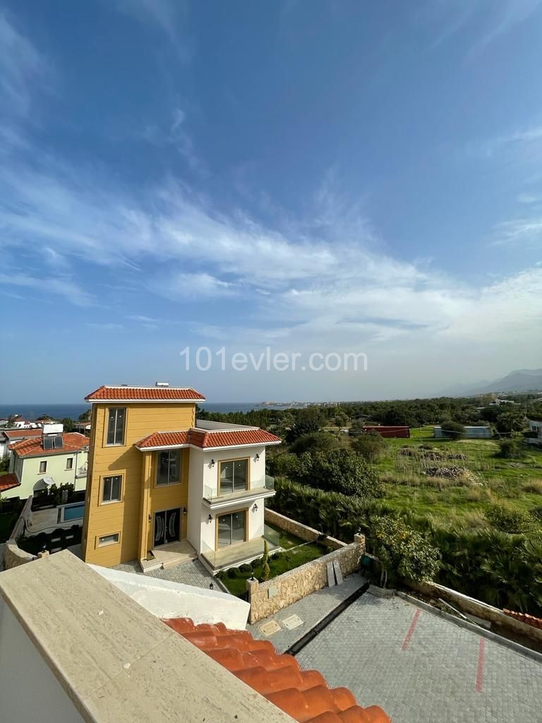 VILLAS FOR SALE IN KYRENIA/ALSANCAK ** 