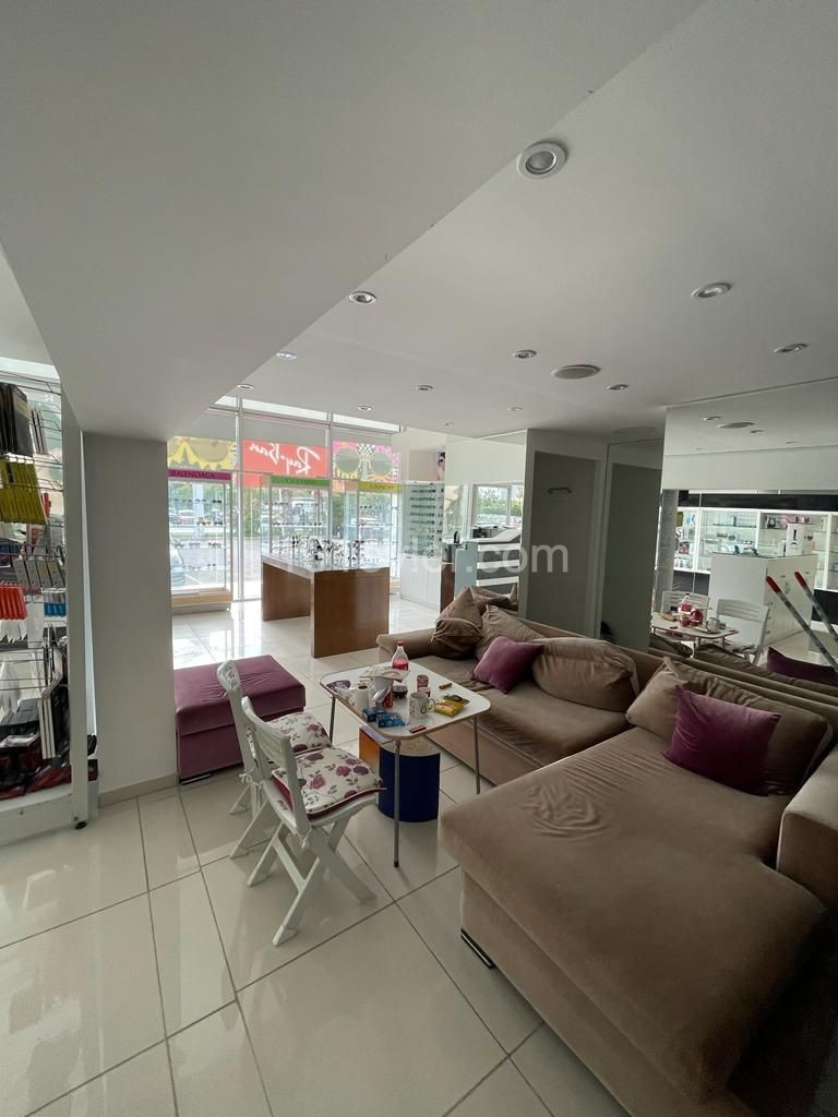 Shop To Rent in Alsancak, Kyrenia