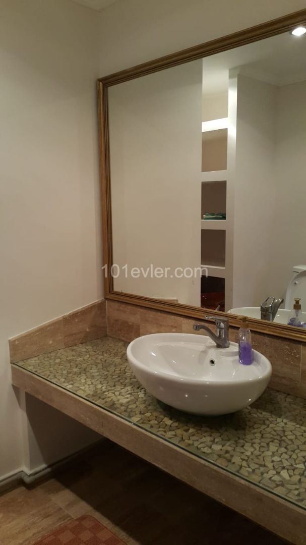 3+1 FLAT FOR SALE IN KYRENIA CENTER ** 