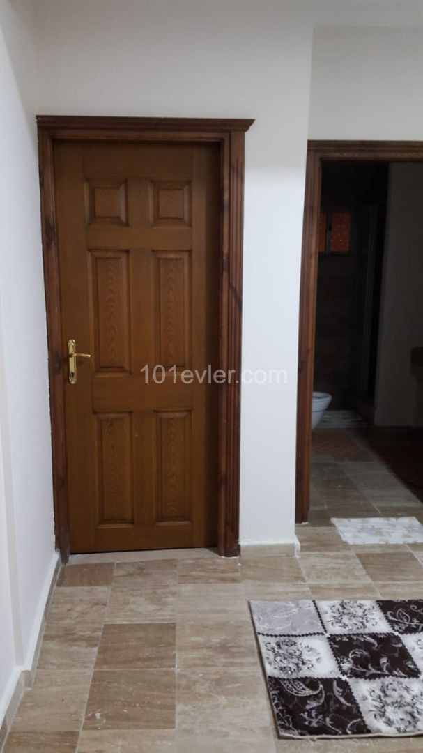 GİRNE MERKEZDE SATILIK 3+1 DAİRE