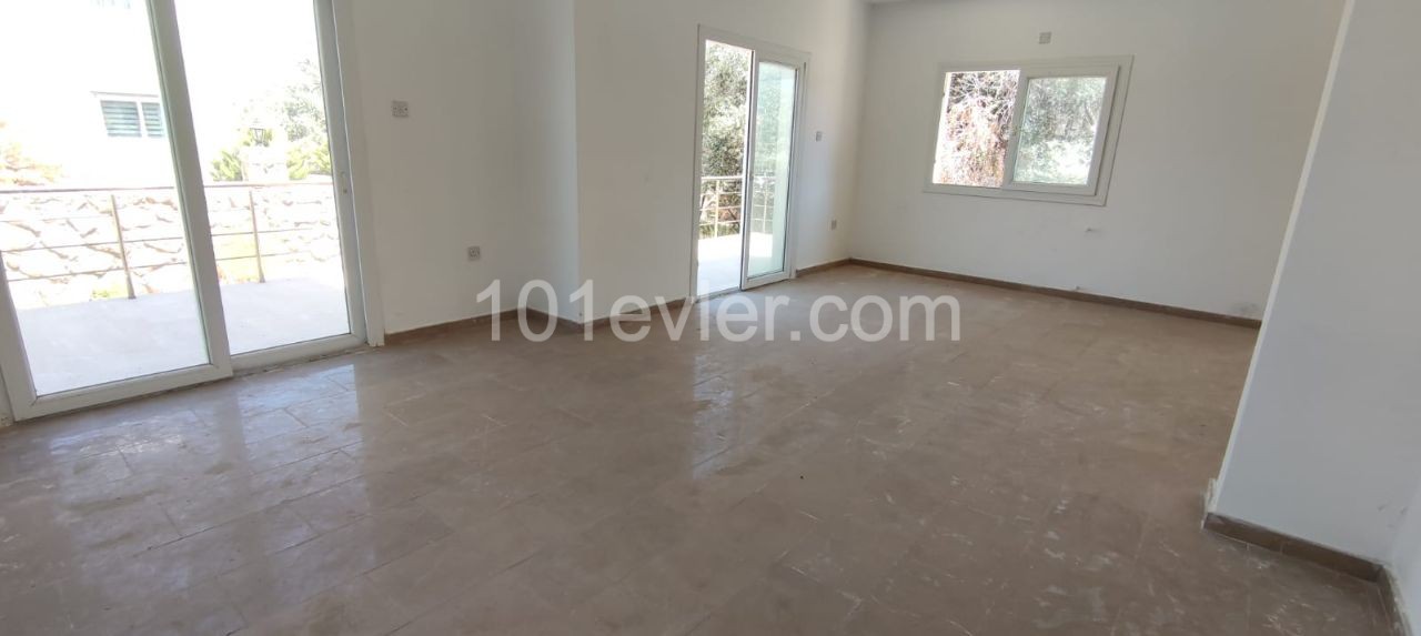 Villa For Sale in Arapköy, Kyrenia