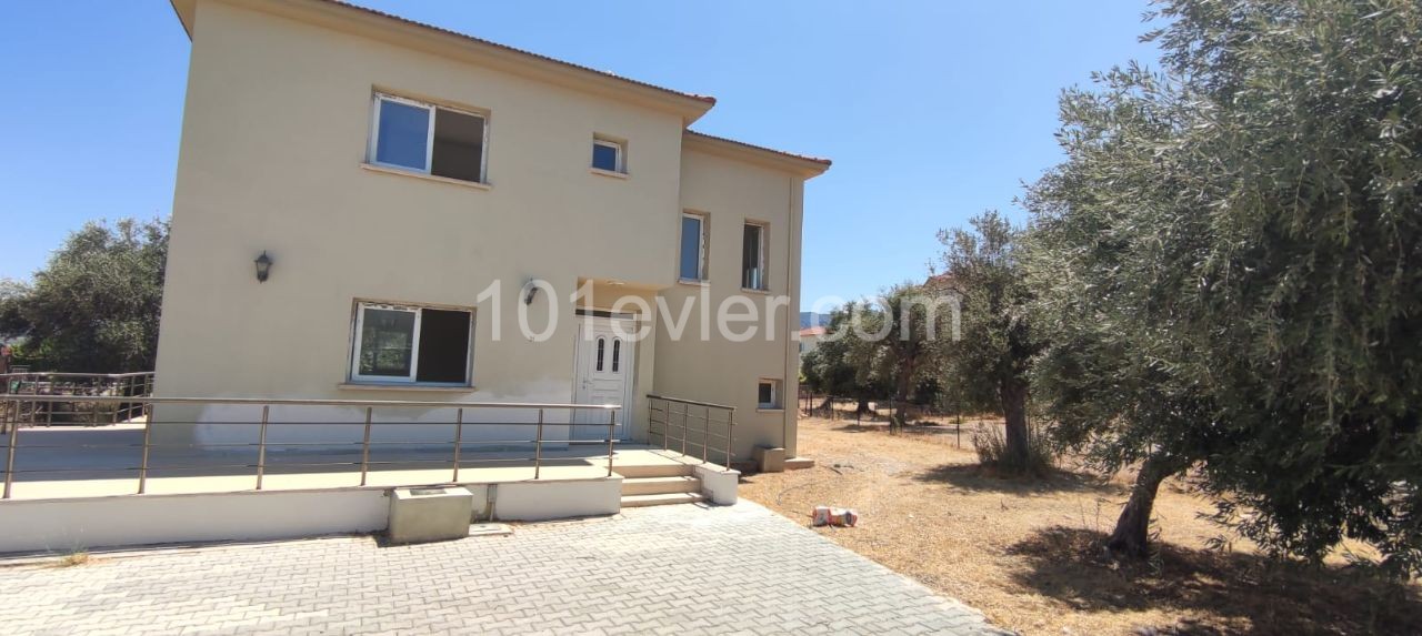 Villa For Sale in Arapköy, Kyrenia