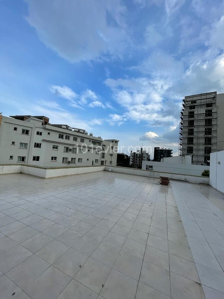 Shop To Rent in Aşağı Girne, Kyrenia