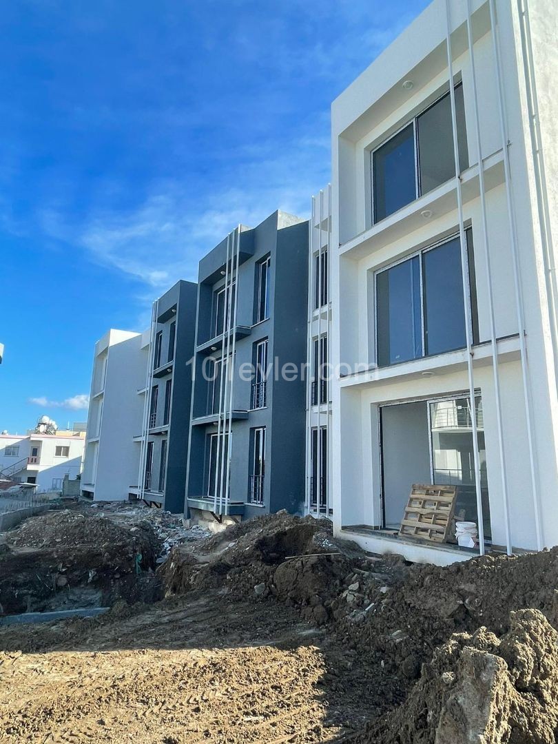 FLAT FOR SALE IN KYRENIA/ALSANCAK ** 