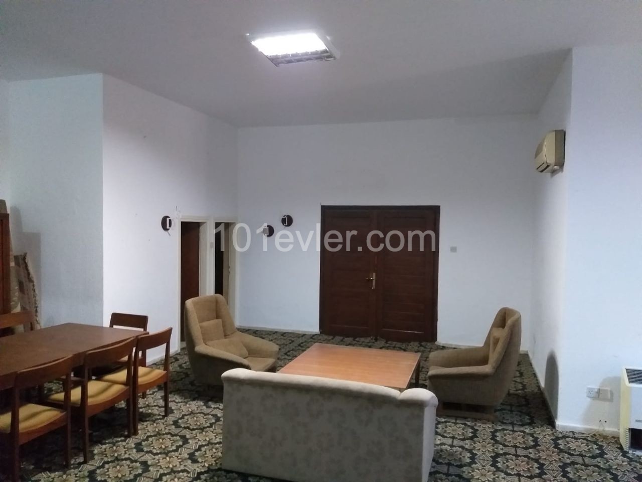 COMMERCIAL FOR RENT NEAR KYRENIA LORD PALACE ** 